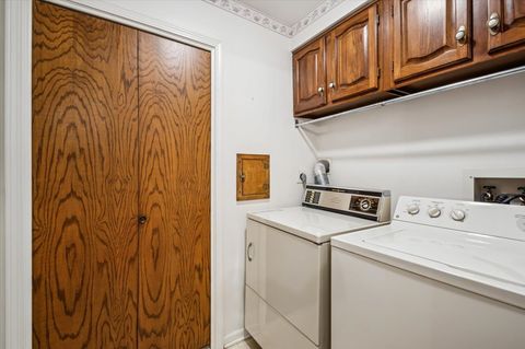 Tiny photo for 7601 N Lincoln Avenue #415, Skokie, IL 60077 (MLS # 12593378)