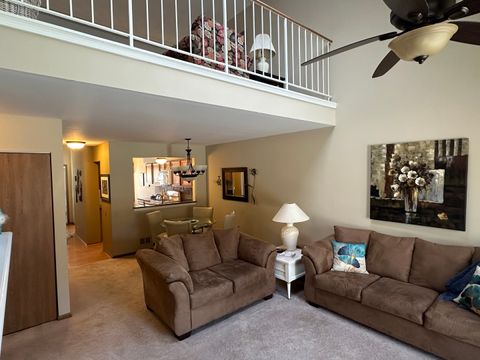 Tiny photo for 1478 W Sapphire Drive, Hoffman Estates, IL 60192 (MLS # 12537502)