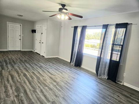 Tiny photo for 1807 Beach Road, McHenry, IL 60050 (MLS # 12459954)