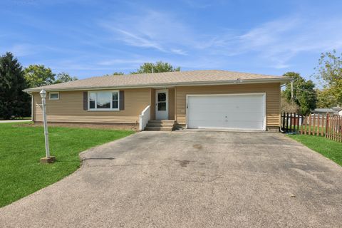Photo of 1807 Beach Road, McHenry, IL 60050 (MLS # 12459954)