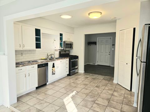 Tiny photo for 1807 Beach Road, McHenry, IL 60050 (MLS # 12459954)