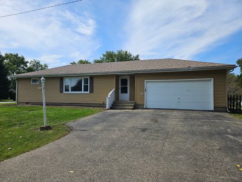 Tiny photo for 1807 Beach Road, McHenry, IL 60050 (MLS # 12459954)