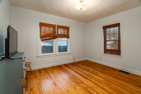 Tiny photo for 2204 Walnut Street, Murphysboro, IL 62966 (MLS # 12796567)