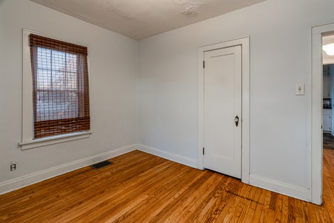 Tiny photo for 2204 Walnut Street, Murphysboro, IL 62966 (MLS # 12796567)