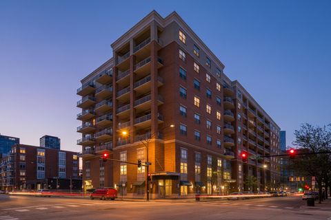 Tiny photo for 950 W Monroe Street #401, Chicago, IL 60607 (MLS # 12626565)