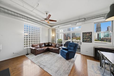 Tiny photo for 950 W Monroe Street #401, Chicago, IL 60607 (MLS # 12626565)