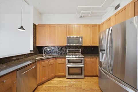Tiny photo for 950 W Monroe Street #401, Chicago, IL 60607 (MLS # 12626565)