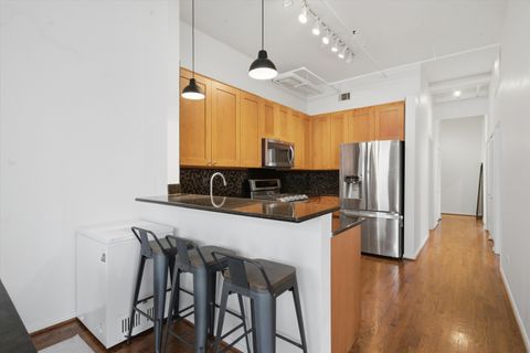Tiny photo for 950 W Monroe Street #401, Chicago, IL 60607 (MLS # 12626565)