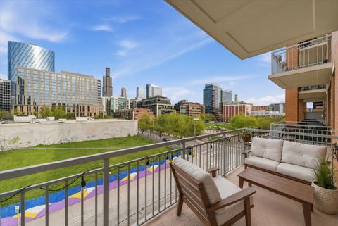 Tiny photo for 950 W Monroe Street #401, Chicago, IL 60607 (MLS # 12626565)