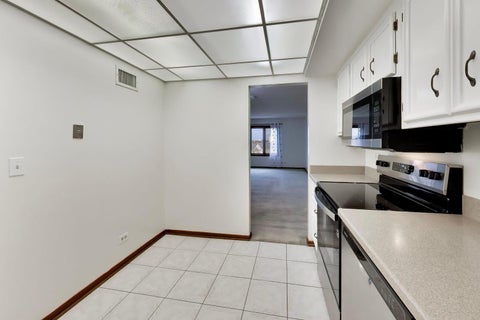 Tiny photo for 901 Center Street #403, Des Plaines, IL 60016 (MLS # 12748177)