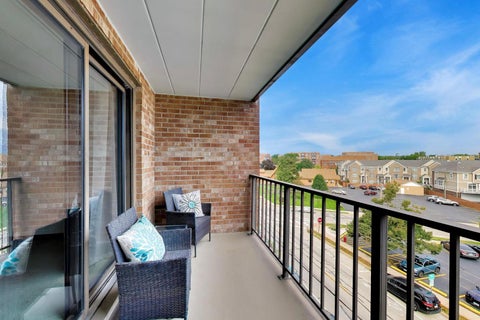 Tiny photo for 901 Center Street #403, Des Plaines, IL 60016 (MLS # 12748177)