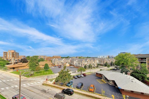 Tiny photo for 901 Center Street #403, Des Plaines, IL 60016 (MLS # 12748177)