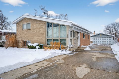 Tiny photo for 8516 W Normal Avenue, Niles, IL 60714 (MLS # 12526277)