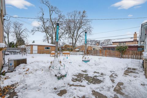 Tiny photo for 8516 W Normal Avenue, Niles, IL 60714 (MLS # 12526277)
