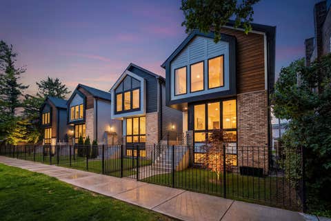 Tiny photo for 3428 N Kilbourn Avenue, Chicago, IL 60641 (MLS # 12698836)