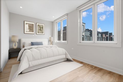 Tiny photo for 3205 N Kildare Avenue, Chicago, IL 60641 (MLS # 12497076)