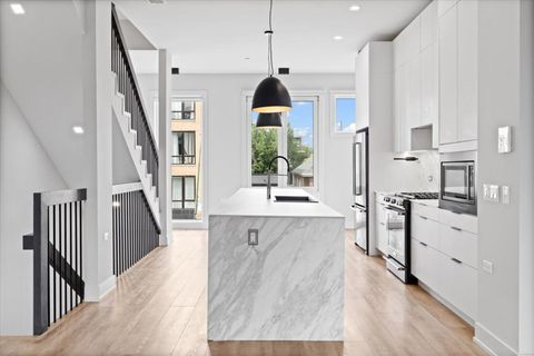 Tiny photo for 3205 N Kildare Avenue, Chicago, IL 60641 (MLS # 12497076)