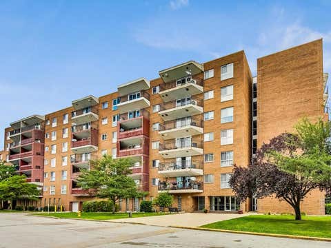 Photo of 300 PARK Avenue #445, Calumet City, IL 60409 (MLS # 12720599)