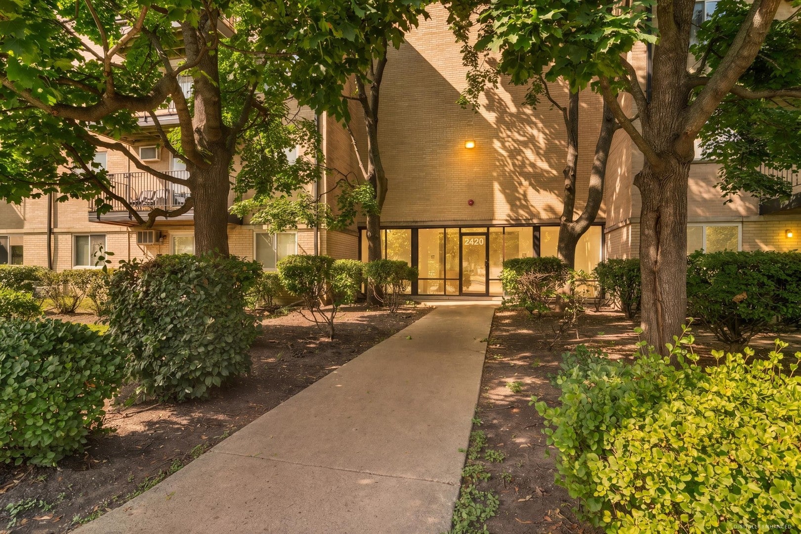 2420 E Brandenberry Court 1L