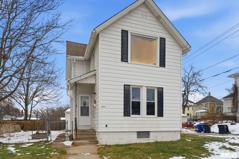 Photo of 1306 17TH Street, Moline, IL 61265 (MLS # QC4270014)