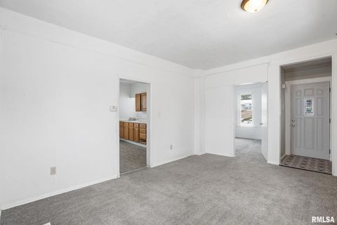 Tiny photo for 1306 17TH Street, Moline, IL 61265 (MLS # QC4270014)