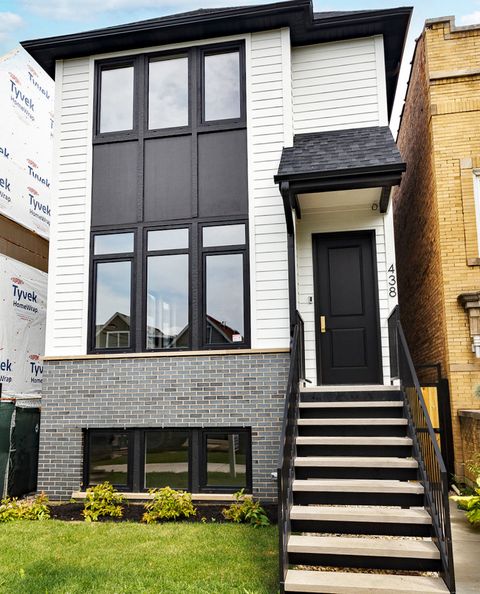 2438 W Berteau Avenue Chicago IL 60618