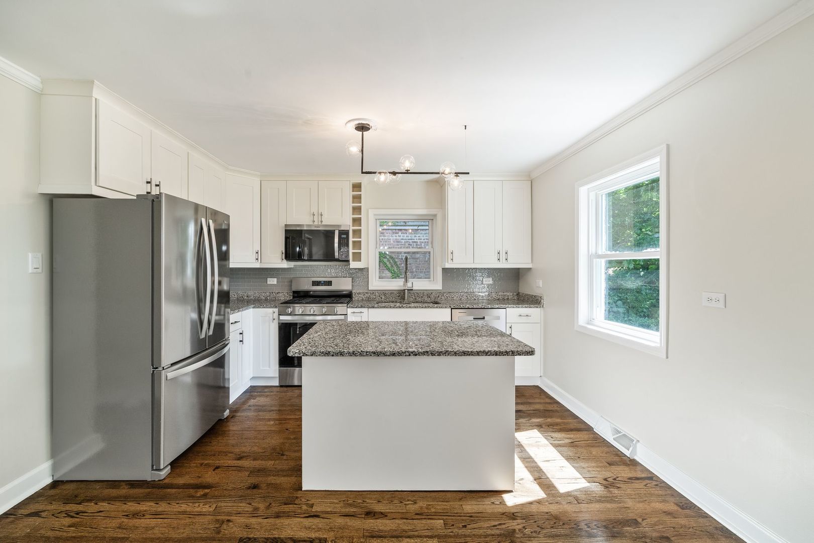443 W 126th Place
