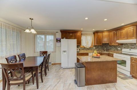 Tiny photo for 7964 S Tripp Avenue, Chicago, IL 60652 (MLS # 12580975)