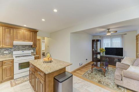 Tiny photo for 7964 S Tripp Avenue, Chicago, IL 60652 (MLS # 12580975)