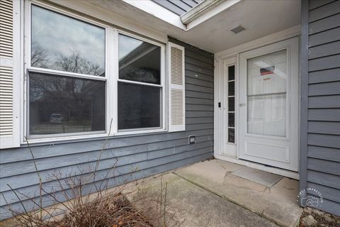 Tiny photo for 1140 Brunswick Lane, Aurora, IL 60504 (MLS # 12622010)