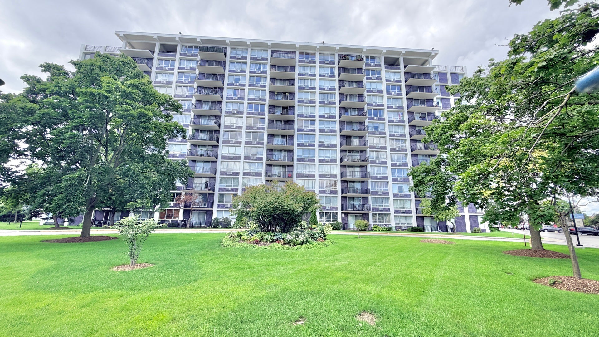 8801 W Golf Road 10B
