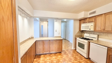 Tiny photo for 8801 W Golf Road #10B, Niles, IL 60714 (MLS # 12738434)