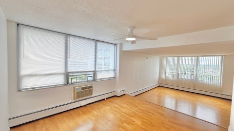 Tiny photo for 8801 W Golf Road #10B, Niles, IL 60714 (MLS # 12738434)