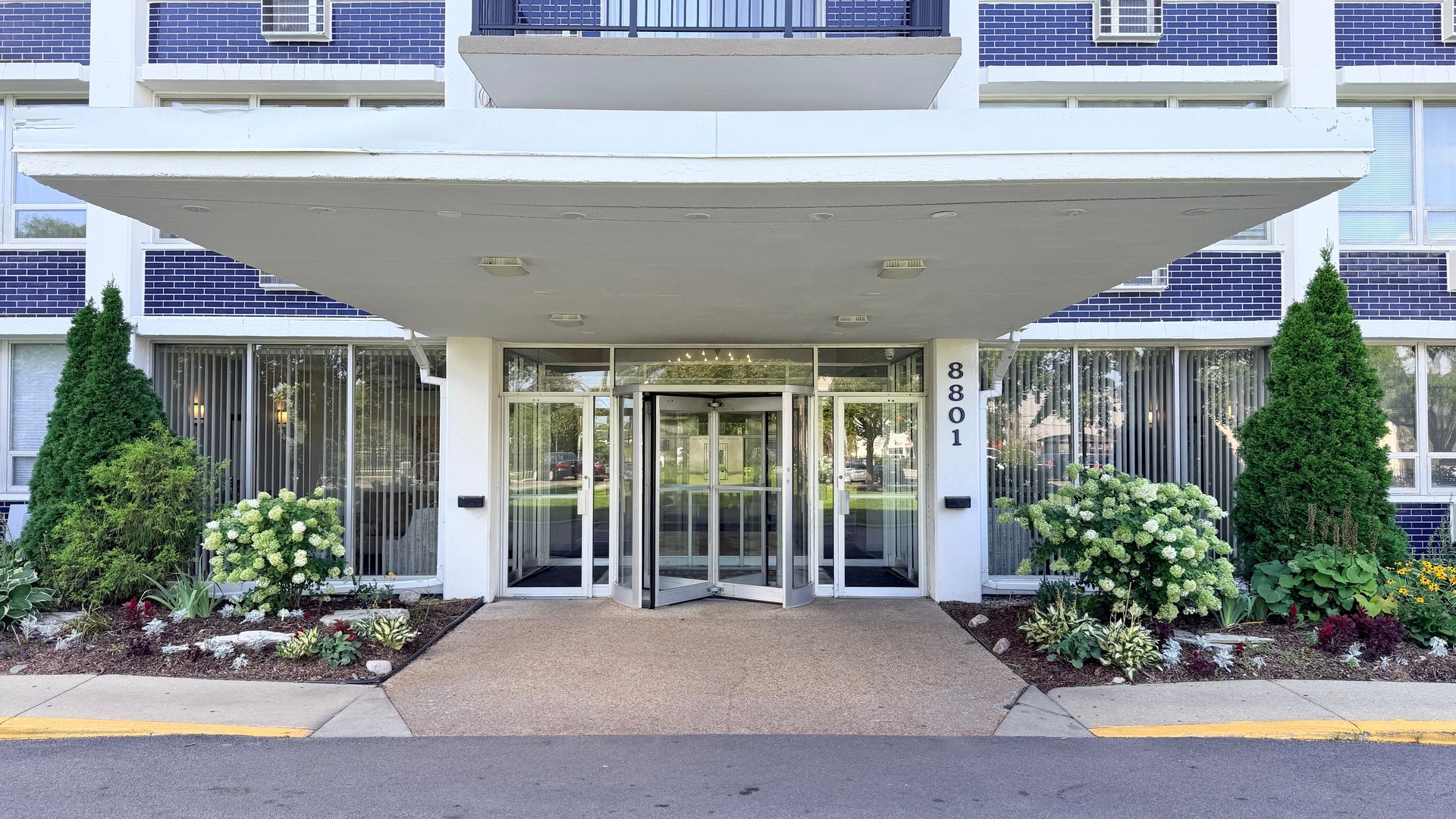 8801 W Golf Road 10B