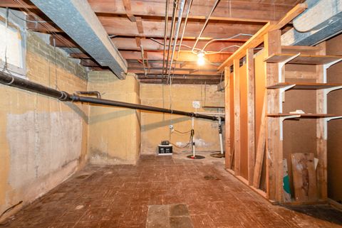 Tiny photo for 8834 S Oglesby Avenue, Chicago, IL 60617 (MLS # 12507983)