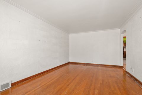 Tiny photo for 8834 S Oglesby Avenue, Chicago, IL 60617 (MLS # 12507983)
