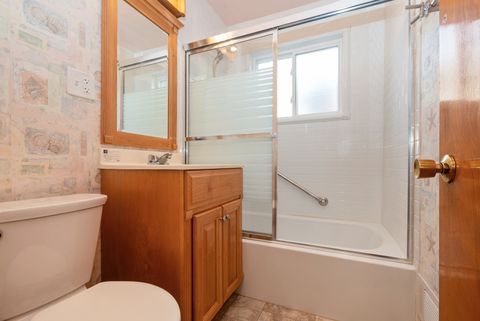 Tiny photo for 8834 S Oglesby Avenue, Chicago, IL 60617 (MLS # 12507983)