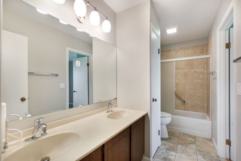 Tiny photo for 1022 Colony Lake Drive, Schaumburg, IL 60194 (MLS # 12637829)