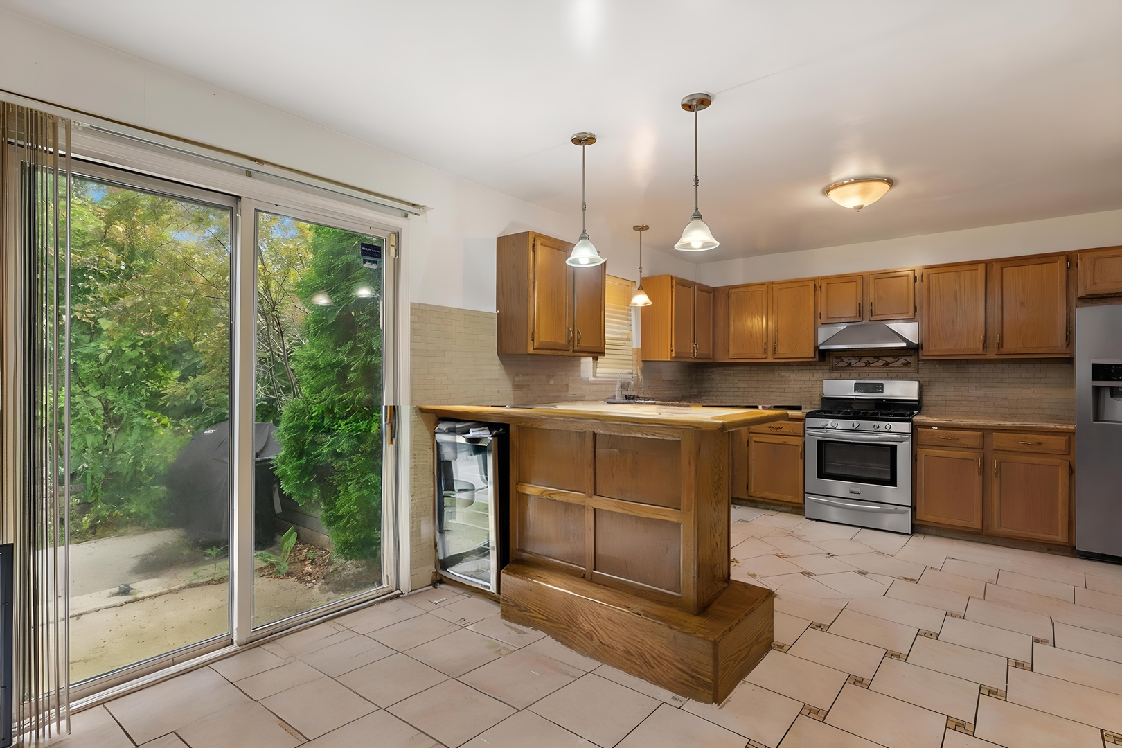 2632 PEPPERTREE Lane