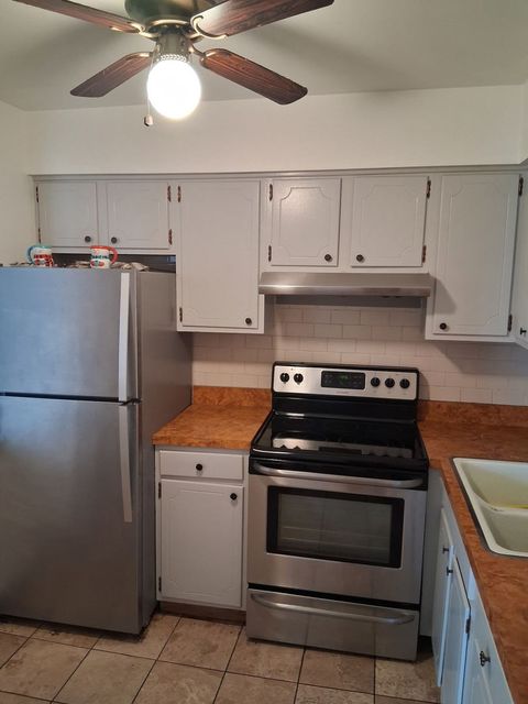 Tiny photo for 7610 W Grand Avenue #3A, Elmwood Park, IL 60707 (MLS # 12581049)