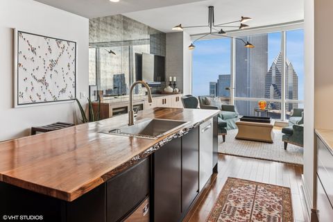 Tiny photo for 401 N Wabash Avenue #54E, Chicago, IL 60611 (MLS # 12523929)