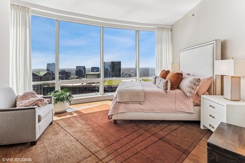 Tiny photo for 401 N Wabash Avenue #54E, Chicago, IL 60611 (MLS # 12523929)