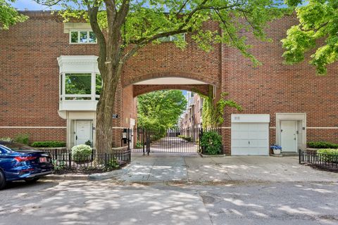 Photo of 1843 N Hudson Avenue #A, Chicago, IL 60614 (MLS # 12652361)