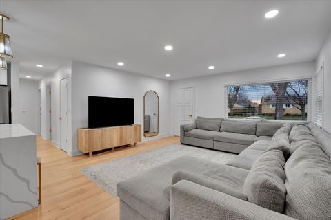 Tiny photo for 9317 Olcott Avenue, Morton Grove, IL 60053 (MLS # 12535566)