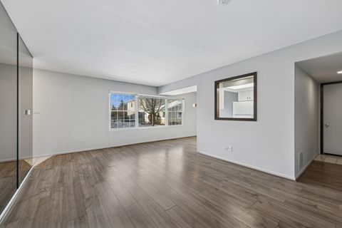 Tiny photo for 2019 N Ginger Creek Drive #34C, Palatine, IL 60074 (MLS # 12556235)