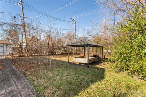 Tiny photo for 12018 S Loomis Street, Chicago, IL 60643 (MLS # 12525082)