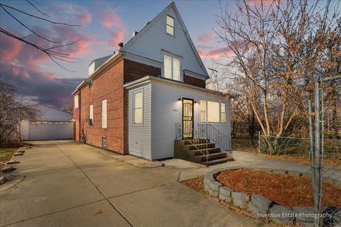 Photo of 12018 S Loomis Street, Chicago, IL 60643 (MLS # 12525082)
