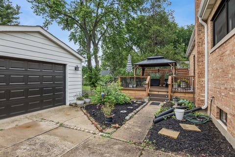 Tiny photo for 426 Concord Avenue, Fox River Grove, IL 60021 (MLS # 12675414)