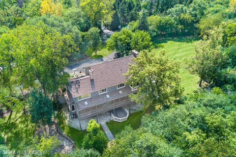 Tiny photo for 255 Indian Trail Road, North Barrington, IL 60010 (MLS # 12705310)
