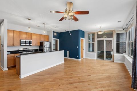 Tiny photo for 3113 W Lawrence Avenue #A201, Chicago, IL 60625 (MLS # 12587008)